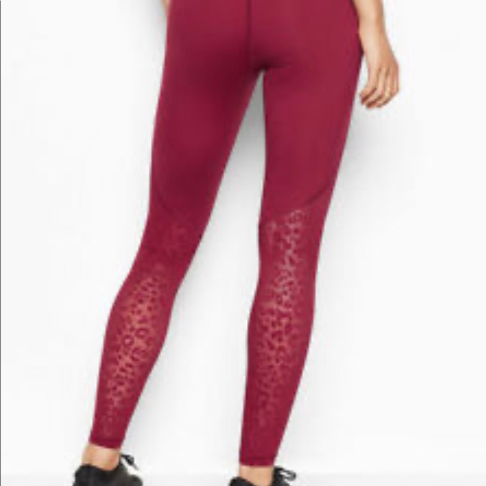 Bundle of Victoria Secret Knockout Leggings-Medium
